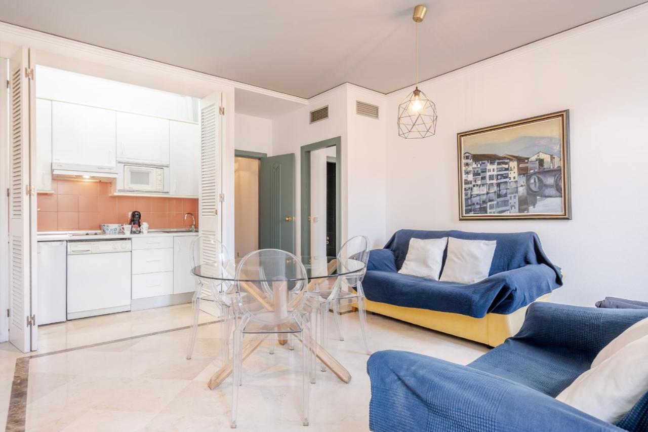 Gran Via Apartment Granada Ngoại thất bức ảnh